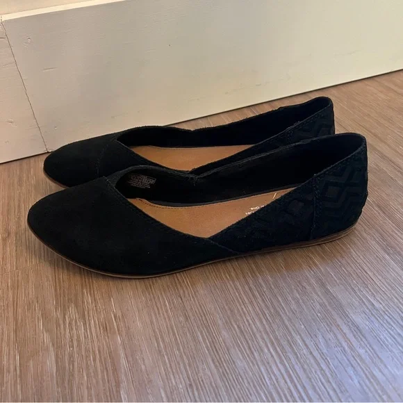 TOMS Black Suede Ballet Flats Size 9 - Picture 4 of 7